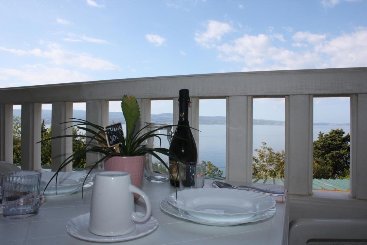 Villa Dvor Apartments Omiš Eksteriør billede